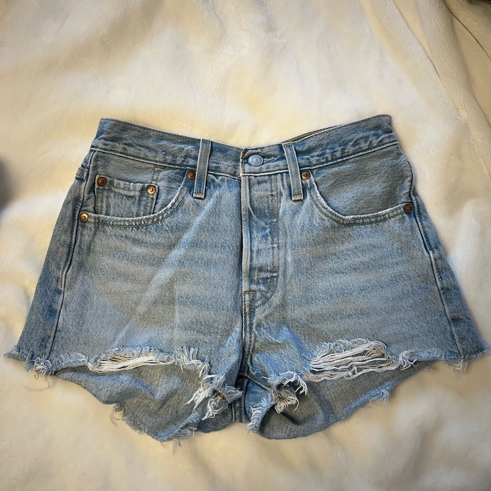 Levi blue distressed 501 shorts